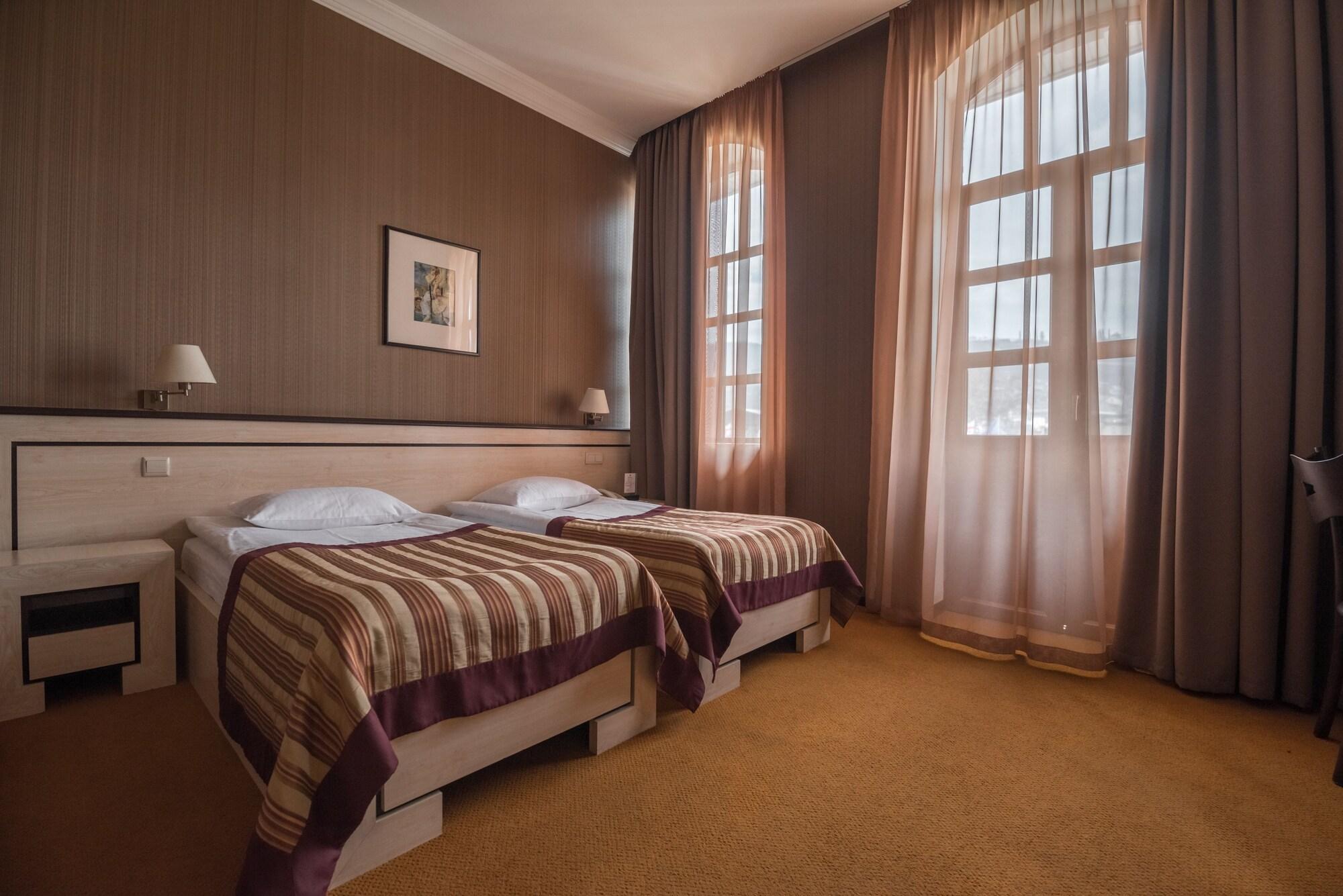 Hotel Rikhe Monika Tbilissi Extérieur photo