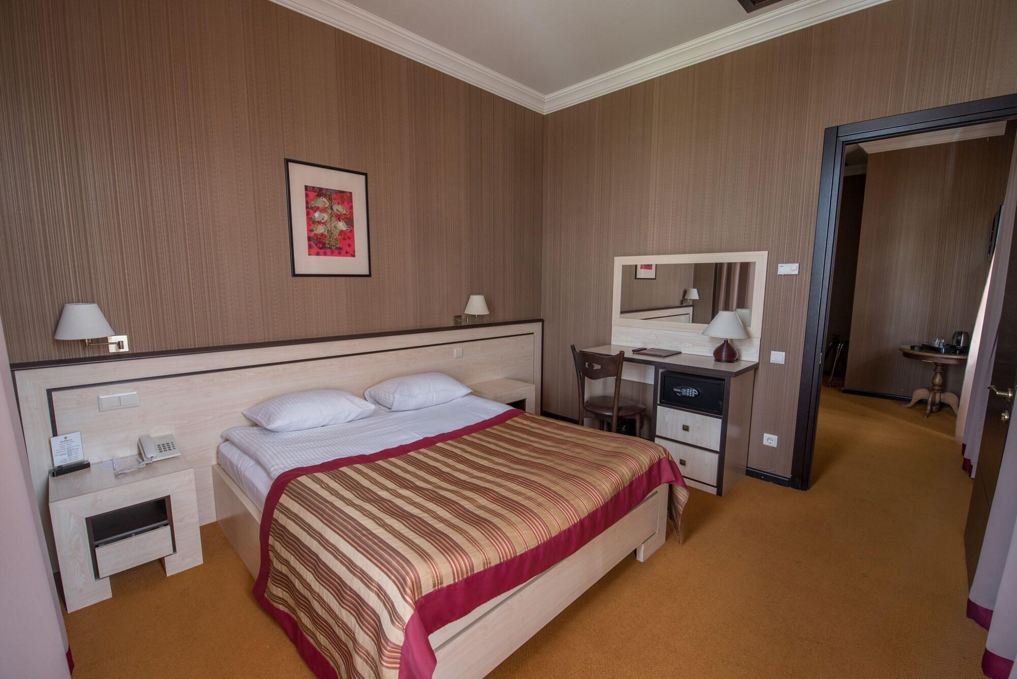 Hotel Rikhe Monika Tbilissi Extérieur photo