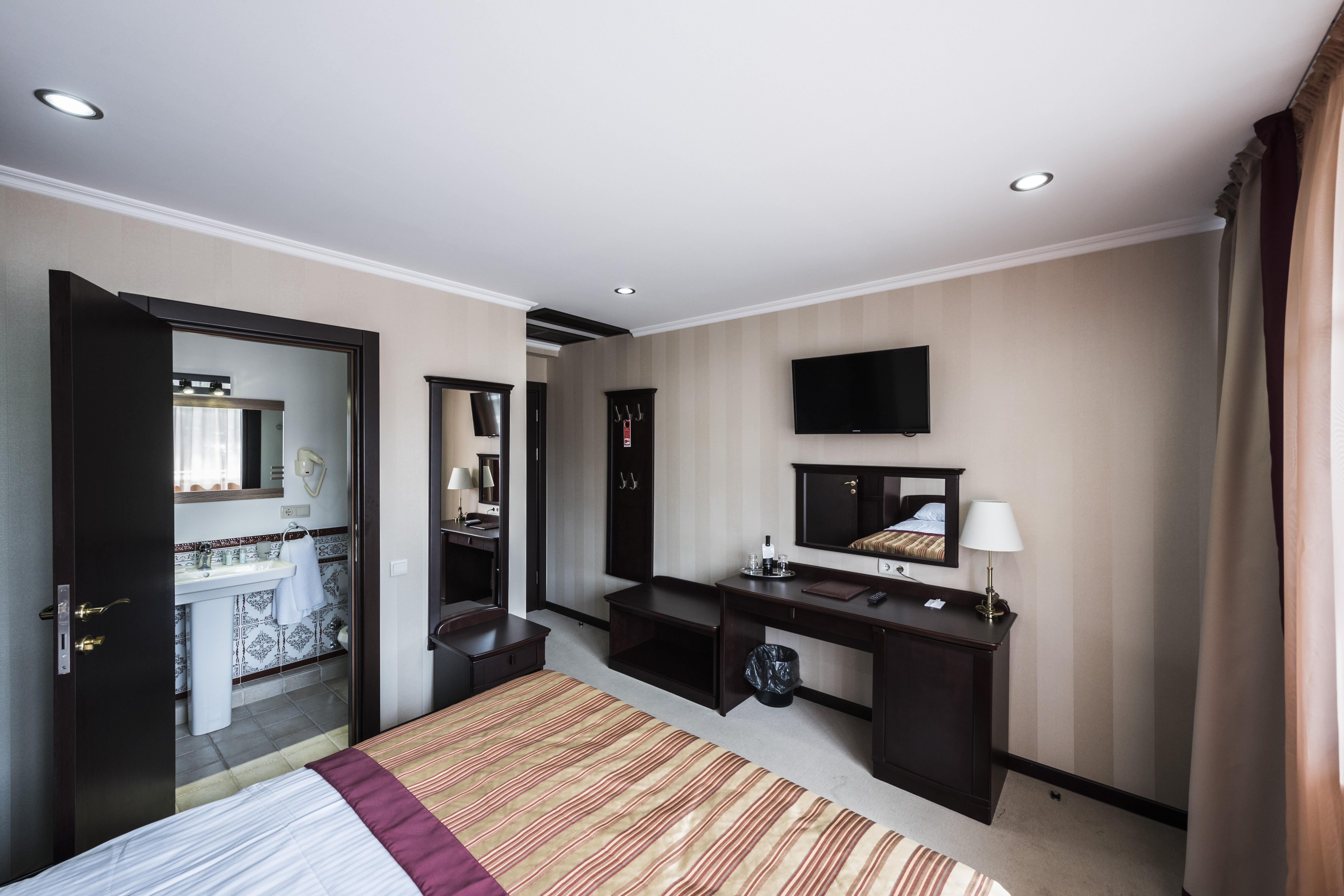 Hotel Rikhe Monika Tbilissi Extérieur photo