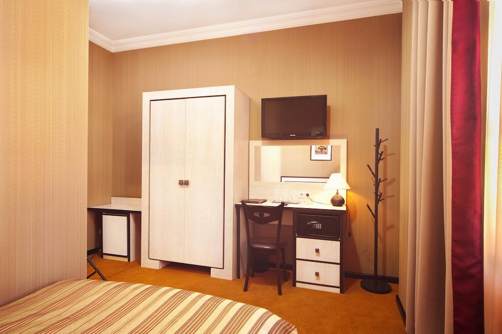 Hotel Rikhe Monika Tbilissi Chambre photo