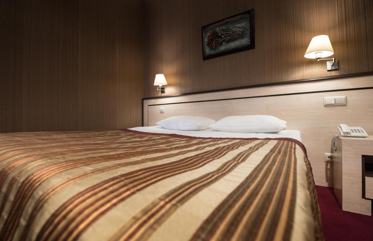 Hotel Rikhe Monika Tbilissi Extérieur photo