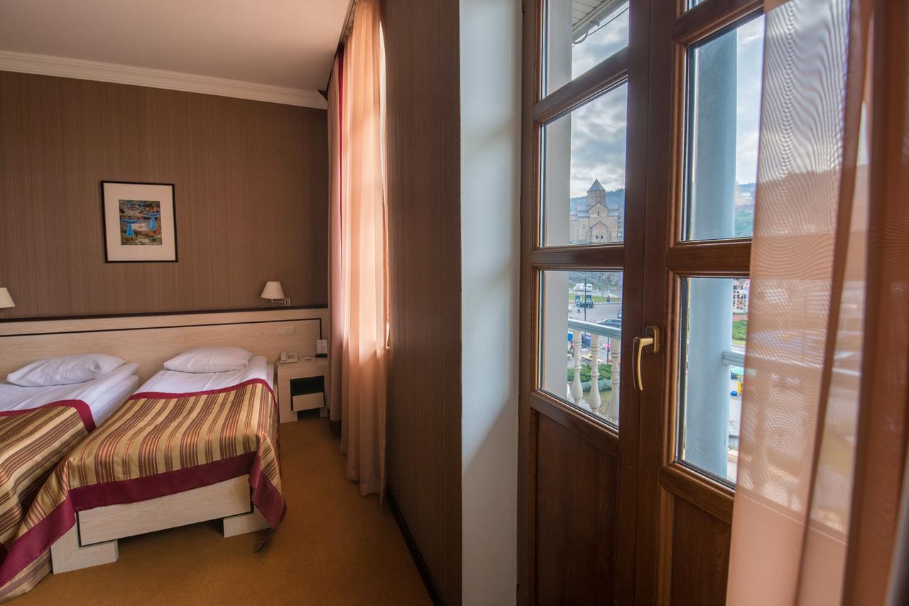 Hotel Rikhe Monika Tbilissi Extérieur photo