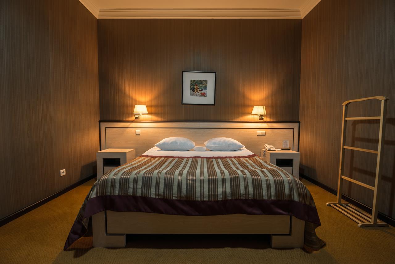 Hotel Rikhe Monika Tbilissi Extérieur photo