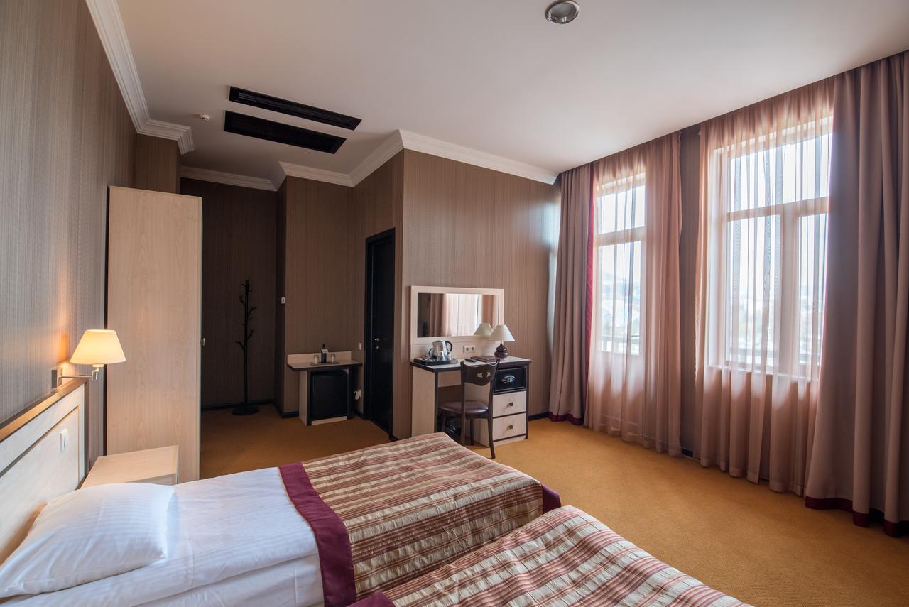 Hotel Rikhe Monika Tbilissi Extérieur photo